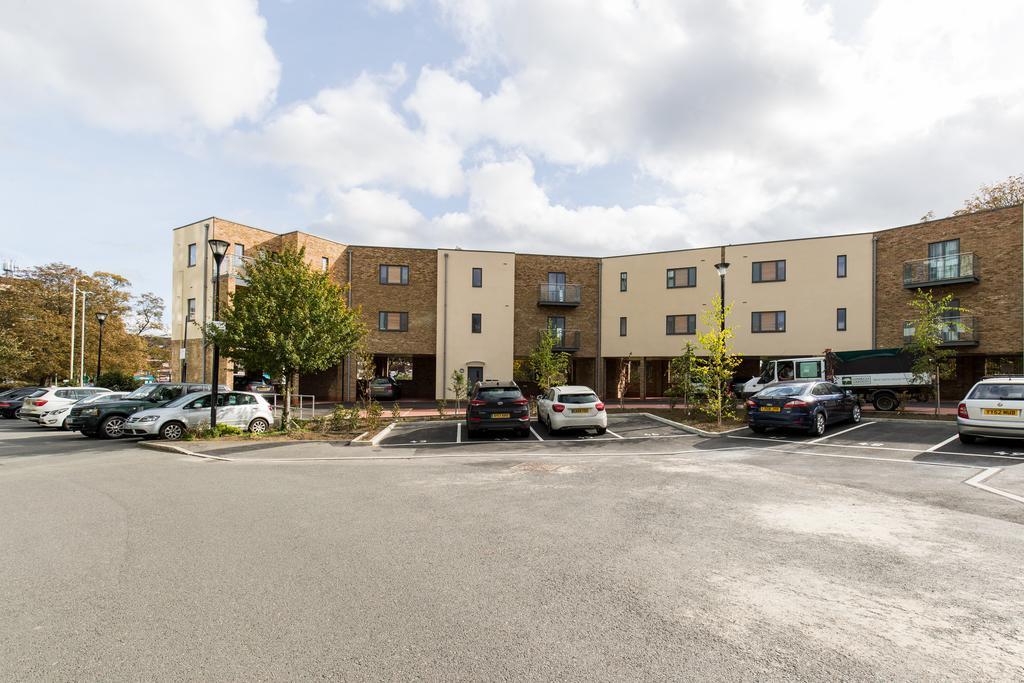 Abodebed Oval View Apartments Hemel Hempstead Extérieur photo